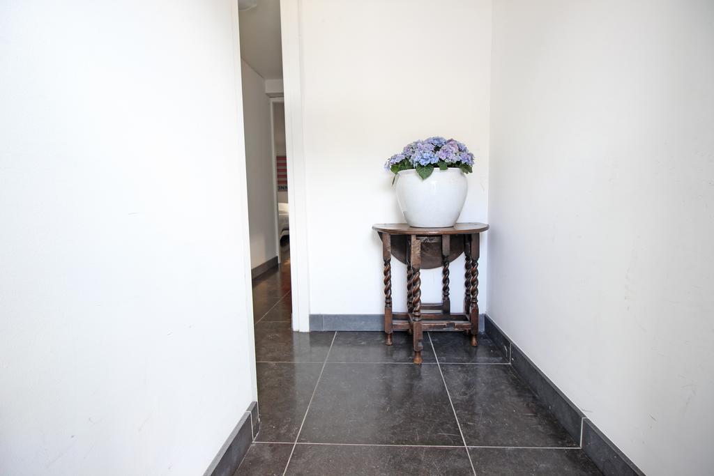 Ground Floor Canal Apartment Amsterdam Esterno foto